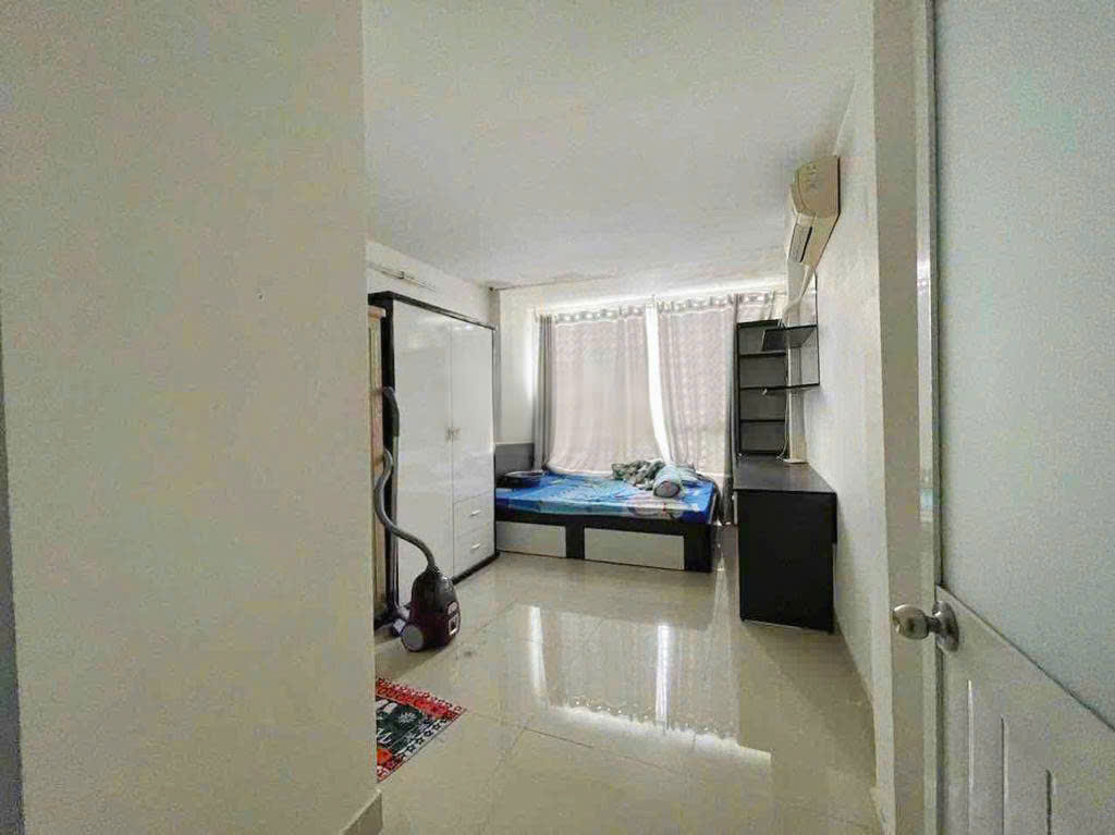 Nhà hẻm Âu Dương Lân P.Chánh Hưng, Giá : 3.3 Tỷ (T/L)