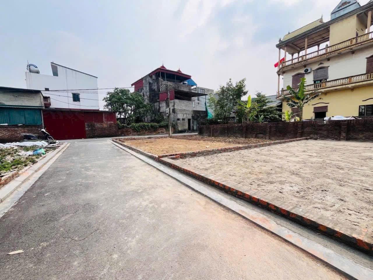 🫵Bán đất Nguyên Khê-Giá chỉ từ 3,850tỷ ngõ thông oto