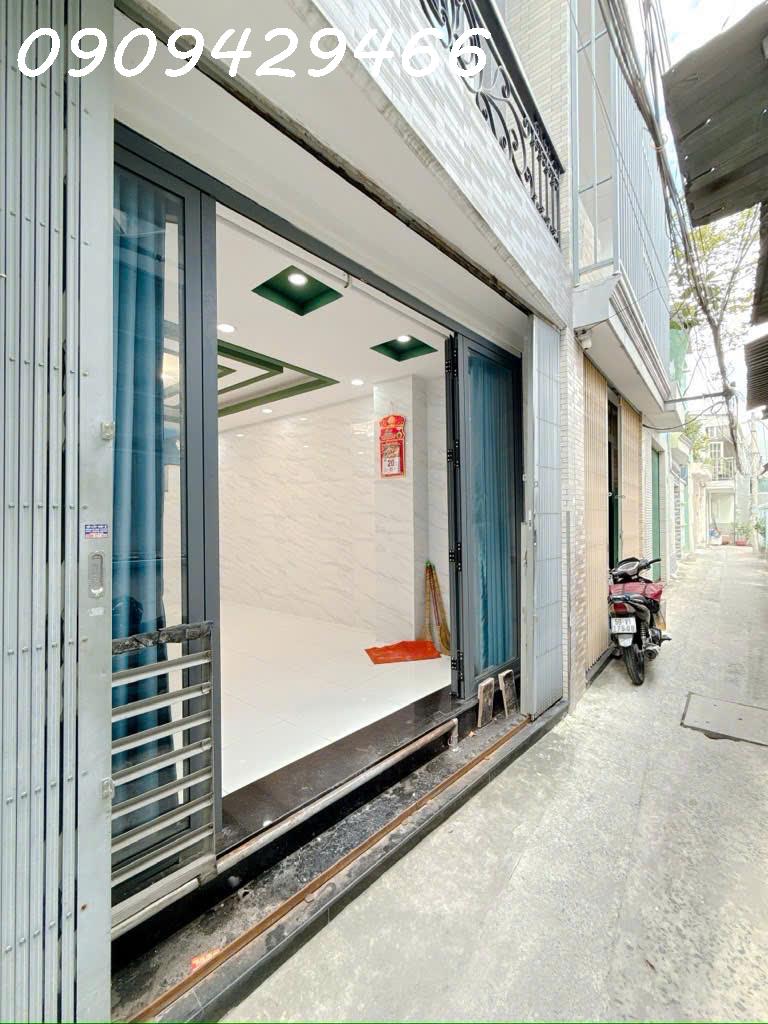 BÁN NHÀ PHƯỜNG TÂN HƯNG- QUẬN 7- CHỈ 4,7 TỶ- QUY HOẠCH SẠCH SẼ- TẶNG NỘI THẤT FULL- BAO SỔ HỒNG MỚI 2025- 3 PHÒNG NGỦ.