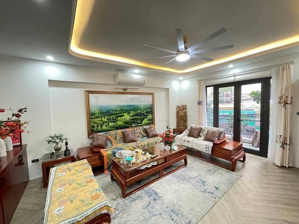 Nguyễn Chí Thanh, phân lô ô tô tránh – 50m lô góc, nhỉnh 16 tỷ