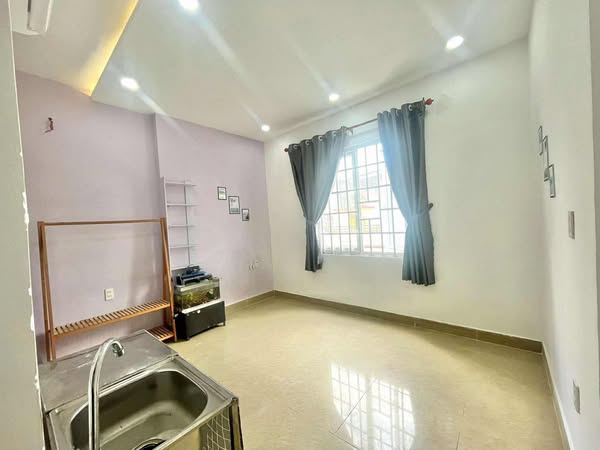 Nhà Hẻm Xe Tải Xô Viết Nghệ Tĩnh Quận Bình Thạnh Phường 26 Cũ.