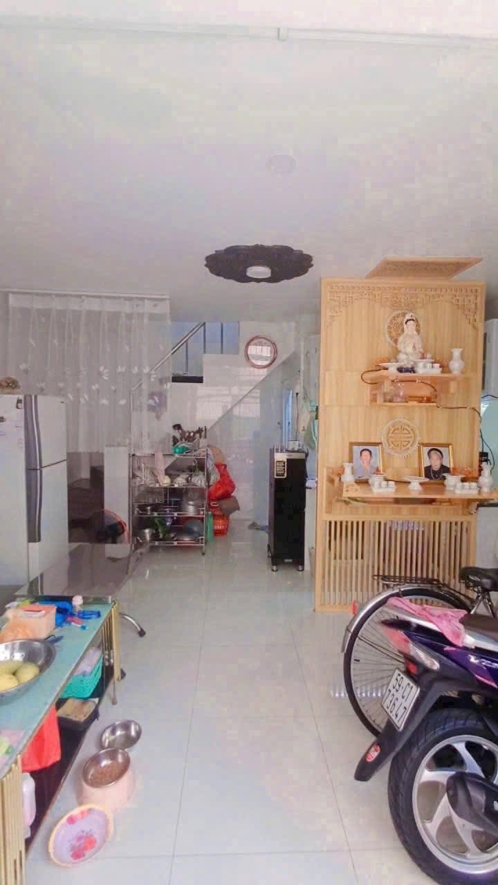 CHỦ NHÀ THIỆN CHÍ BÁN GẤP, CẦN RA NHANH ĐỂ GIẢI QUYẾT VIỆC RIÊNG .TRẦN XUÂN SOẠN Q7