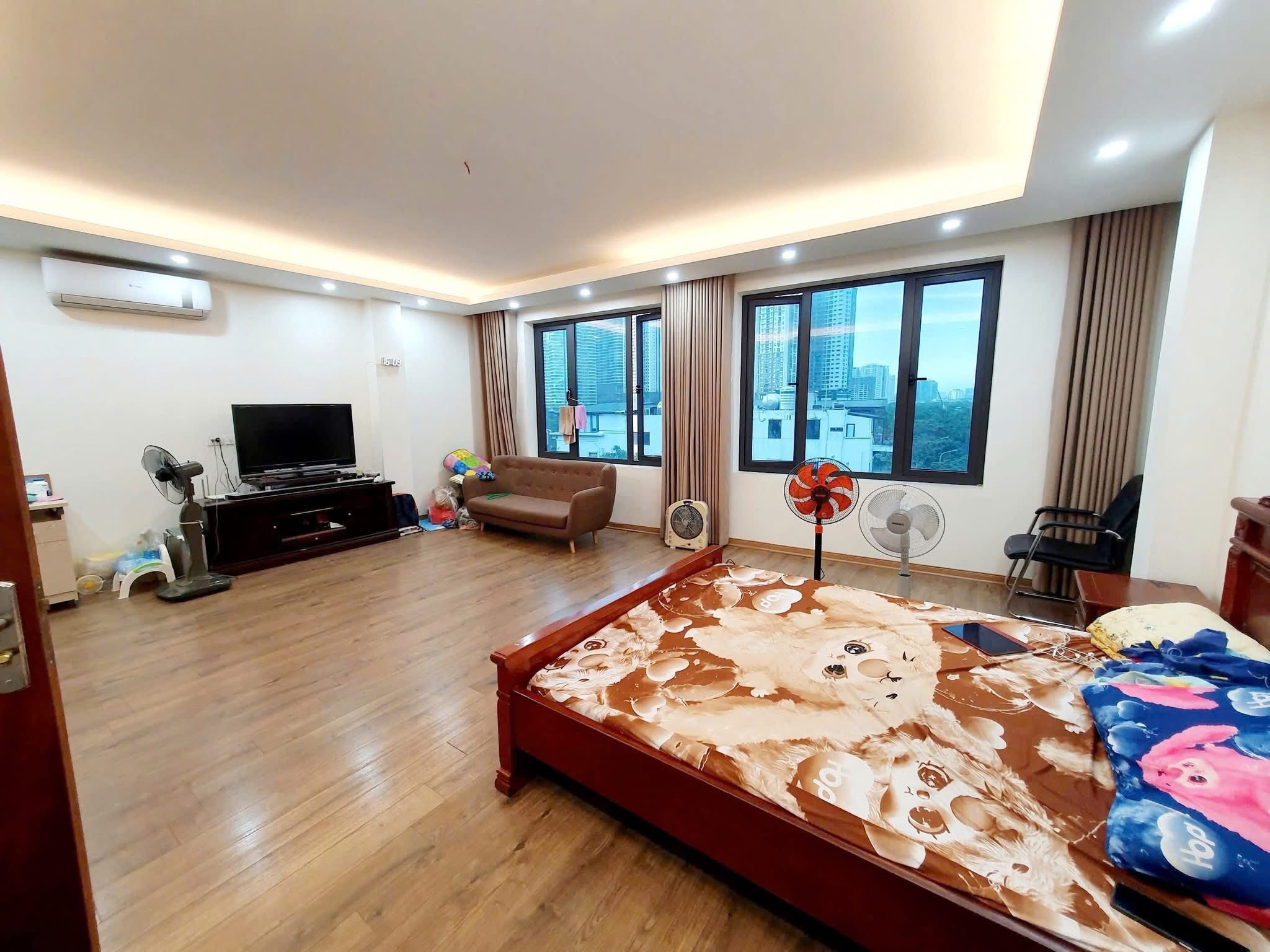 Nhà phân lô Ngoại Giao Đoàn, 2 ô tô tránh, mặt tiền khủng, thang máy, view hồ điều hoà – Đại sứ quán Hàn Quốc