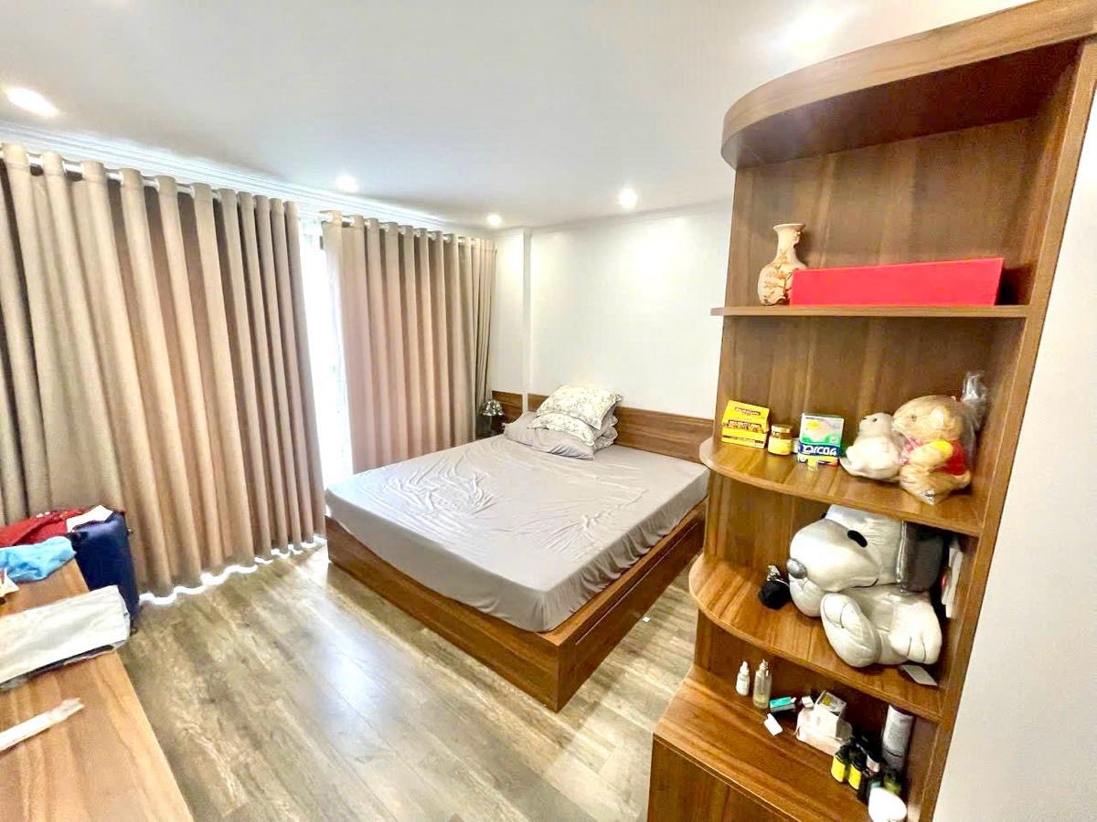 CỰC HIẾM-Nhà Phố Thụy Khuê 37m/ 7T Thang máy, MT 4.2m 18 Tỷ, mới đẹp ở ngay