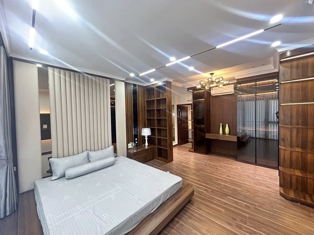 Kim Mã – Nhà đẹp 50m, 6 tầng thang máy, an cư lý tưởng – Giá nhỉnh 14 tỷ