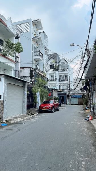 Nhà Đường Nguyễn Văn Công Phường Hạnh Thông HCM.