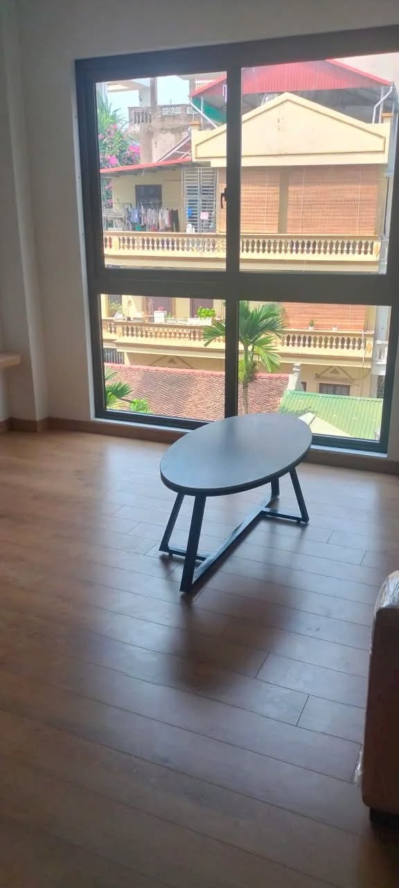Cho thuê nhà Tập thể Nguyễn Trãi tầng 3, 75m2, 2 ngủ, 8 triệu
