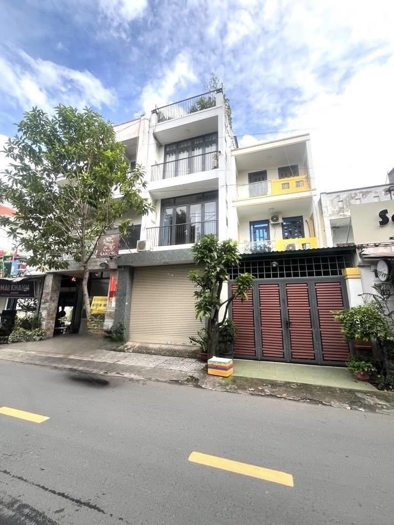 Mặt tiền kinh doanh 4 Tầng đường 15m TÂN THỚI NHẤT 17, Quận 12 – Diện tích 74m2 (4 x 19), gần Cầu Tham Lương.