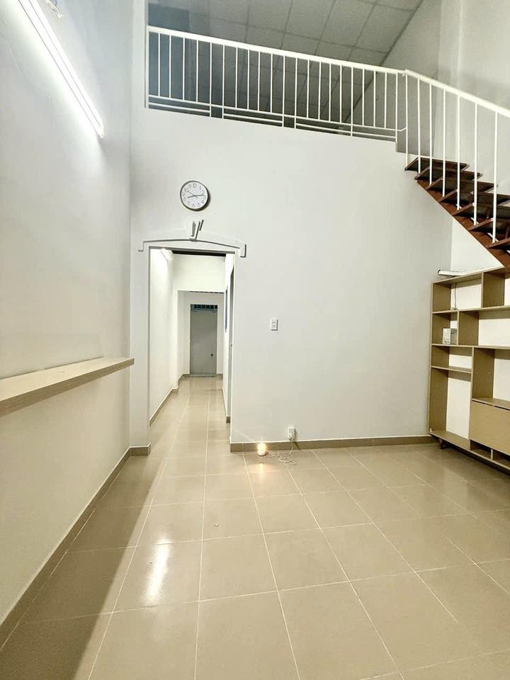 NHÀ TRỆT LỬNG 50M2. HẺM XE HƠI MỘT TRỤC THẲNG. GẦN NGÃ TƯ BÙI CÔNG TRỪNG GIAO ĐẶNG THÚC VỊNH. ĐÔNG THẠNH, HÓC MÔN