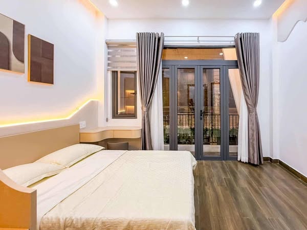 Nhà Đường Nguyễn Đình Chính Quận Phú Nhuận Cũ.