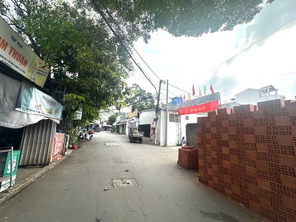 Đất thổ cư Mặt tiền đường TÂN THỚI HIỆP 08, gần Bệnh viện Q12, DT 72m2 (4 x 18), Đất trống đường 10m tiện xây mới.