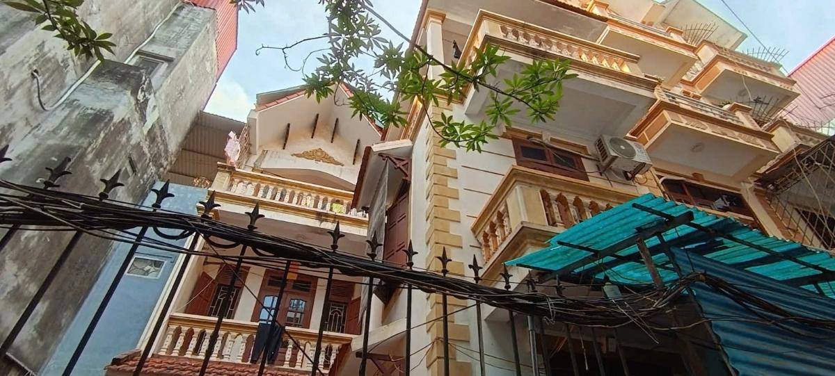 Bán nhà 113m, 3 tầng, mặt tiền 9m; ngõ 3m; giá chào 19,8 Tỷ