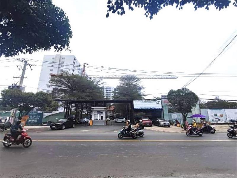 Nhà Cấp 4 gần Mặt tiền đường LÊ VĂN KHƯƠNG, Hiệp Thành, Q12, DT 748m2 (23 x 29), hẻm 6m thông.