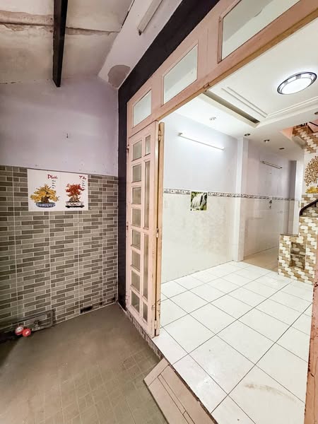 Nhà Đường Nguyễn Đình Chính Quận Phú Nhuận Phường 15.