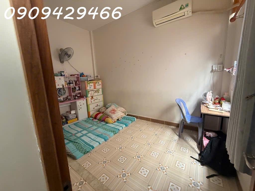 2,75 TỶ- NHÀ HIẾM Q7- KHU KIỀU ĐÀM – SỔ HỒNG RIÊNG – KO QUY HOẠCH – NGANG 6M – NGÂN HÀNG CHO VAY GẦN 1,5 TỶ