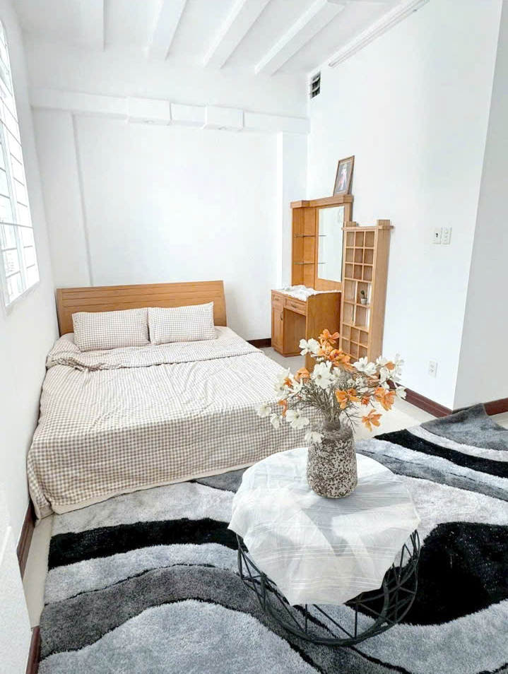 Bán Biệt Thự MT đường Số 9 KDC Ấp5 Pp ngay bến xe Q8