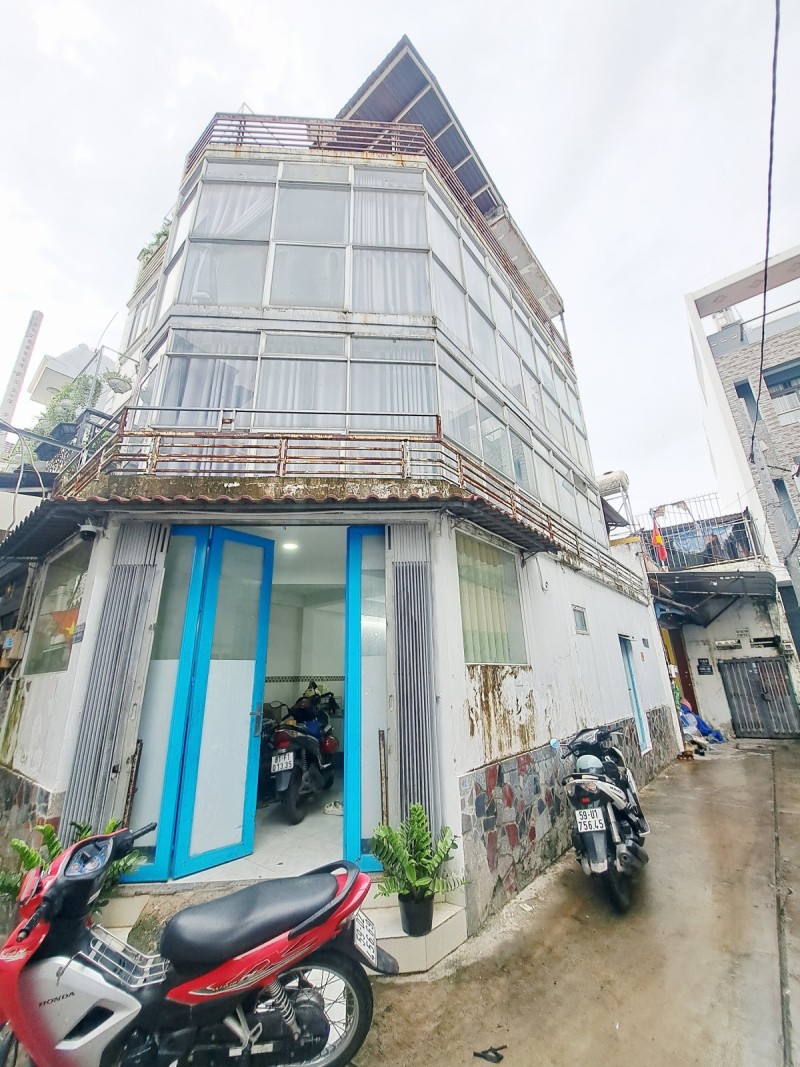 Căn Góc Gần Aeon Tân Phú Trệt+2 Lầu+Sân Thượng HXH 40m Chỉ 4,049 Tỷ