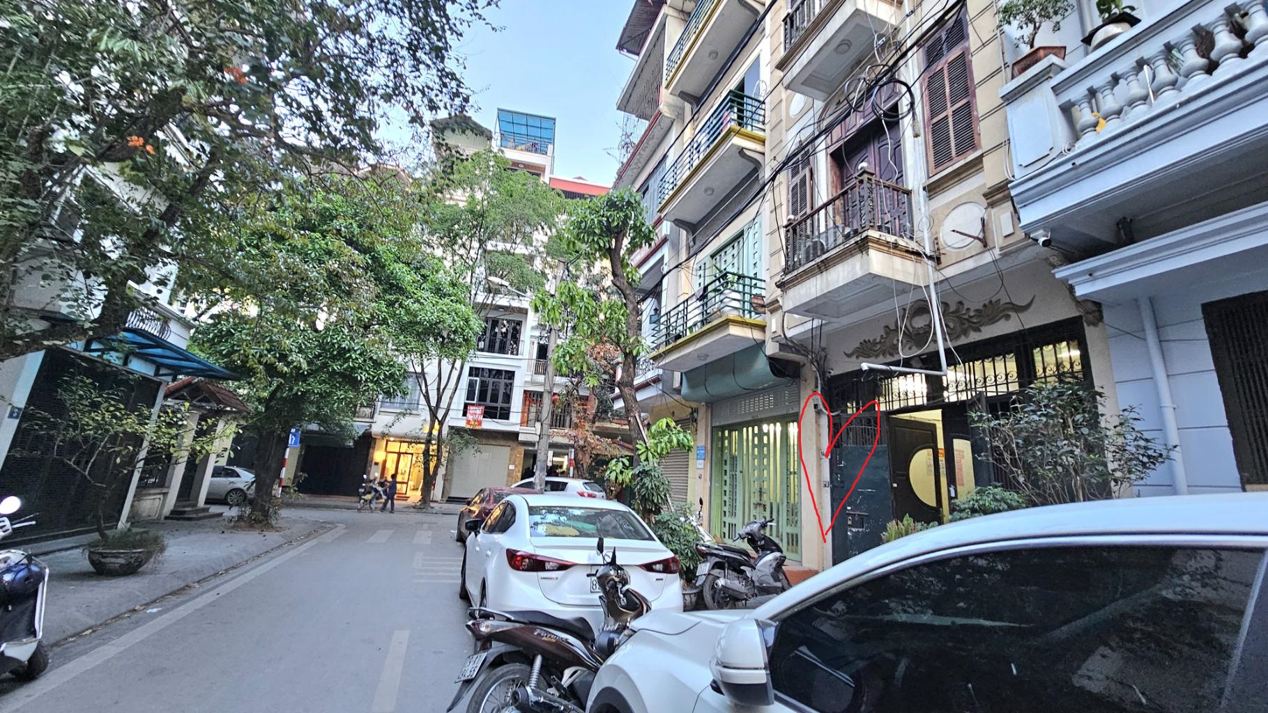 HAI BÀ TRƯNG 25tỷ 55m HAI MẶT TIỀN VỈA HÈ XE MÁY KINH DOANH,SANG NƯỚC NGOÀI ĐỊNH CƯ