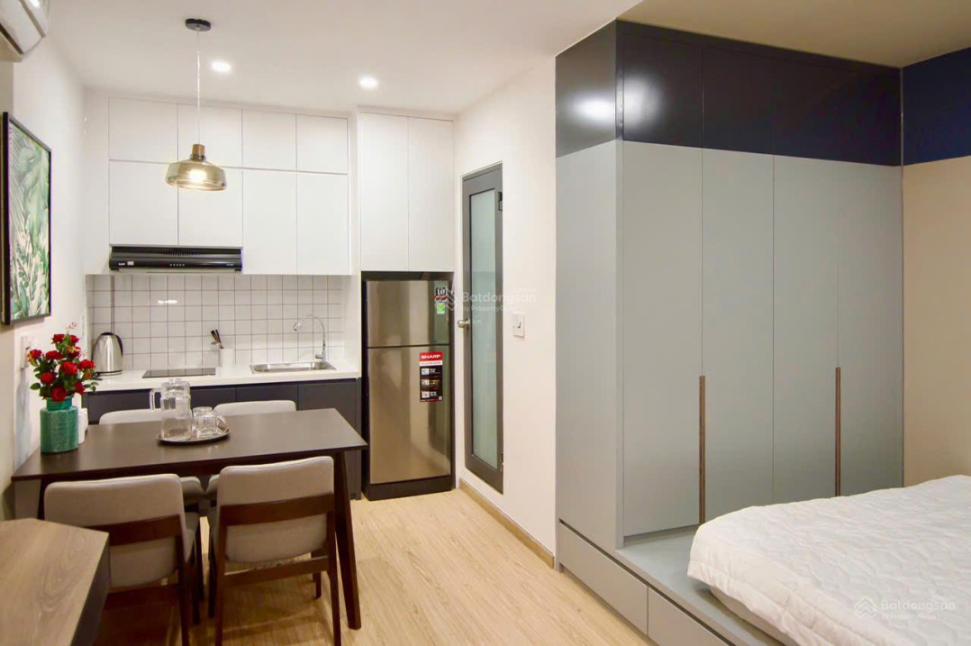 DT 100TR/THÁNG , CHDV đường Hoa Lan khu Phan Xích Long Phú Nhuận – DT 5x22m 7 tầng giá 25 tỷ