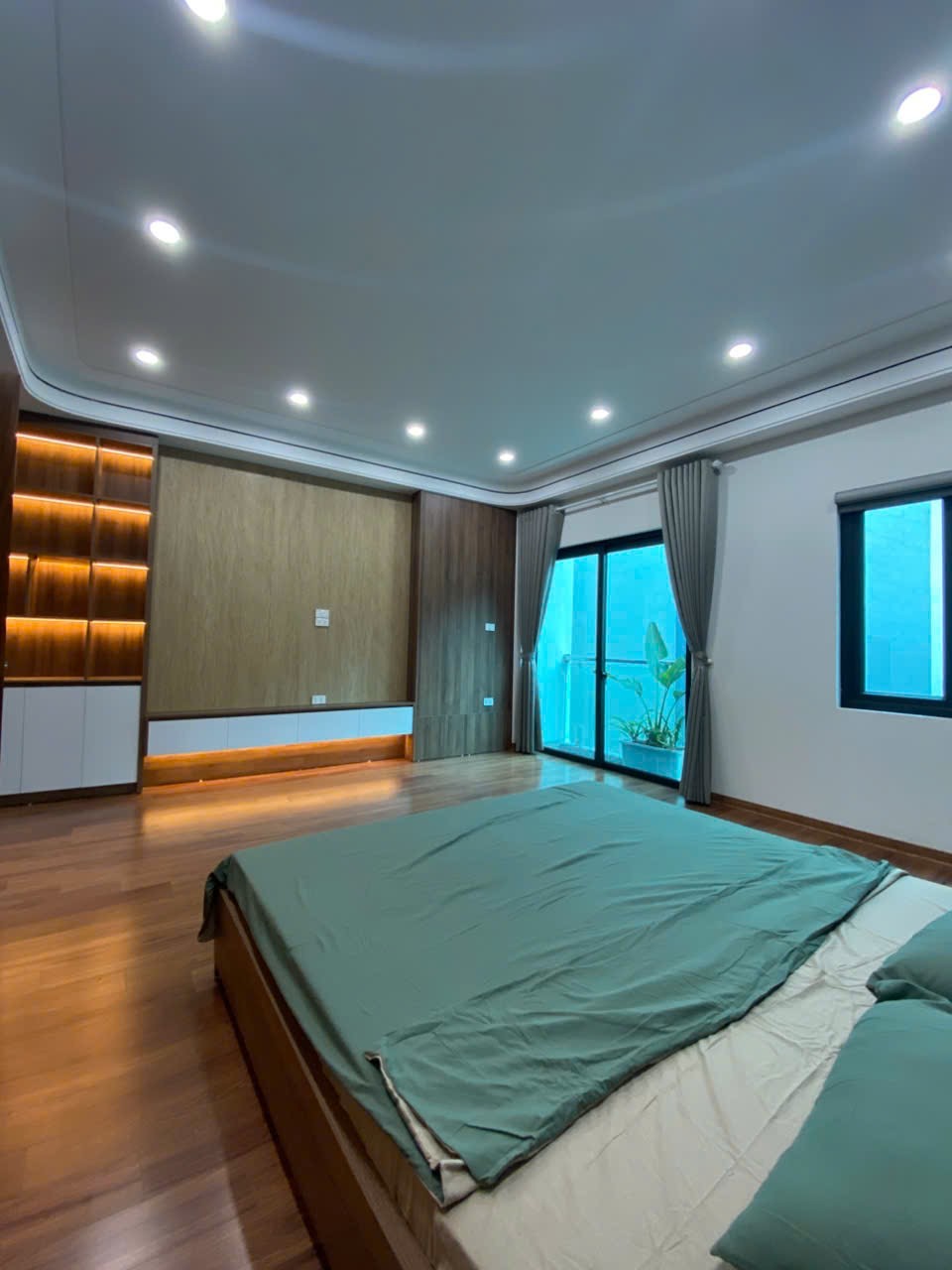 BÁN NHÀ ĐÀM QUANG TRUNG – 6 TẦNG – GIÁ CHỈ 11.2 TỶ