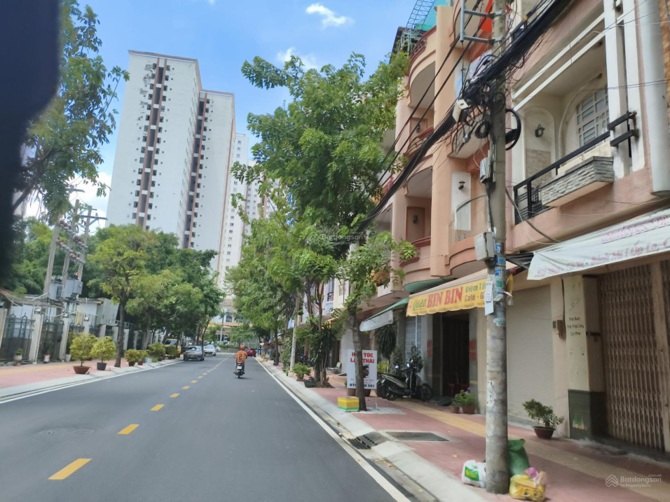 80m2- 6.95 TỶ – MẶT TIỀN PHÂN LÔ GẦN CHỢ- QUẬN 8- 80m2 – 4 TẦNG BTCT- HOÀN CÔNG CHUẨN.