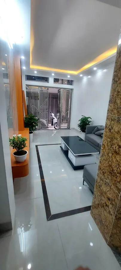 Bán nhà Tô Hiệu – Hà Đông 45mx5 tầng, nhà đẹp, thang máy, ở luôn giá 10.6 tỷ.