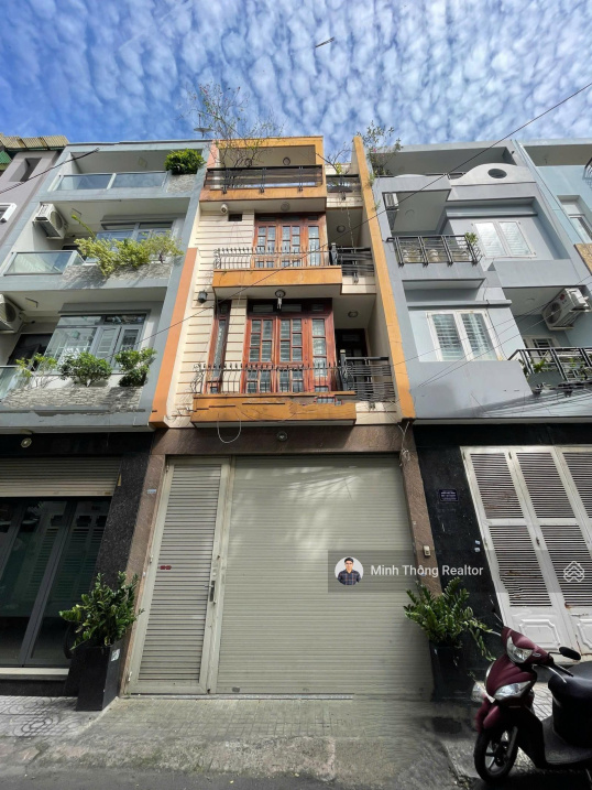 ĐẲNG CẤP MT HOA LAN – PHAN XÍCH LONG – Hầm + 4 tầng (4.5x11m) vuông vức, view đỉnh khu Hoa Lan chỉ 16.5 tỷ