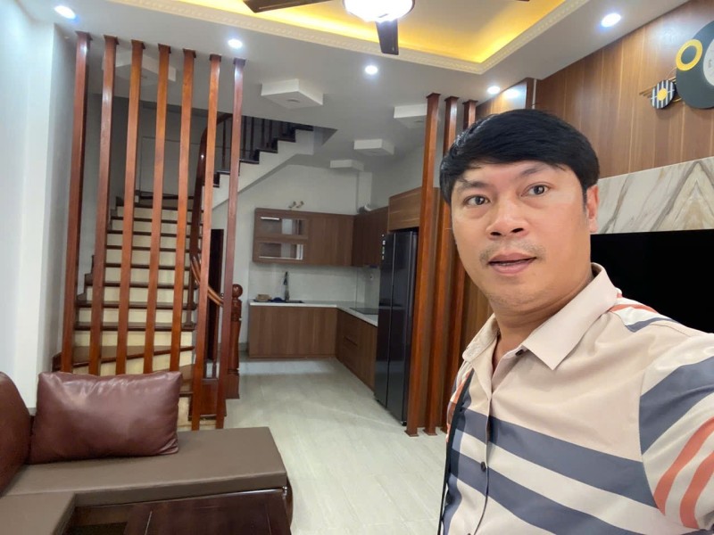 BÁN NHÀ NGỌC THỤY – LONG BIÊN – 5 TẦNG – 8.1 TỶ