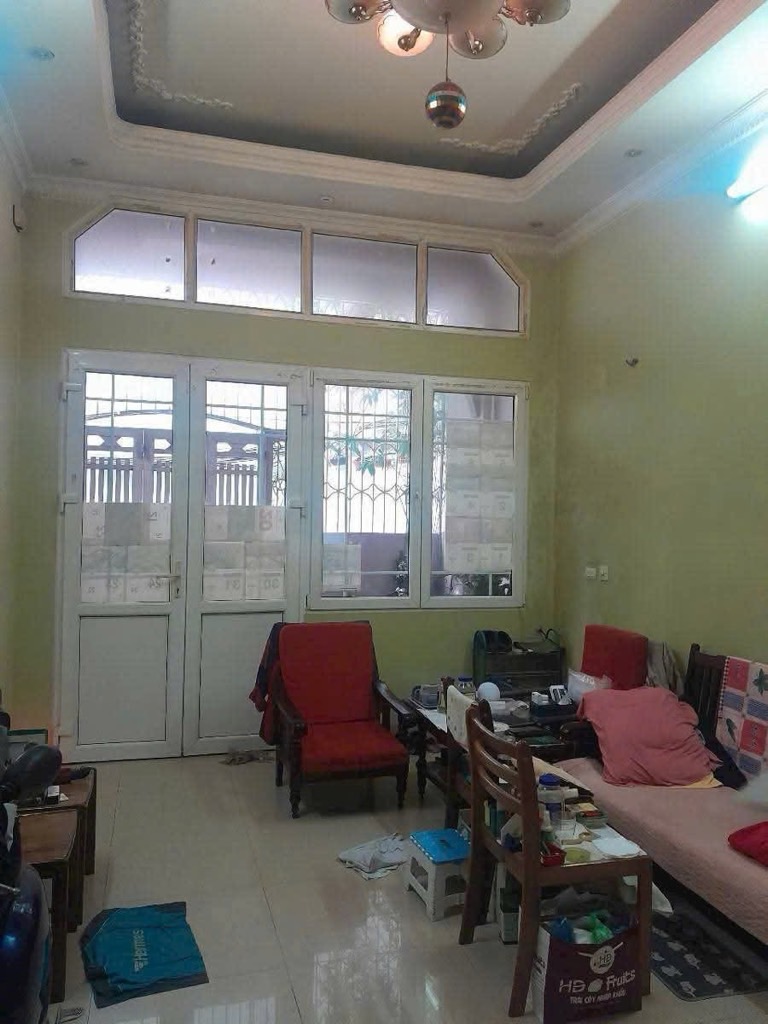 Hào Nam 52m sổ vuông, vị trí kim cowng, gần hồ, gần ô tô, tháng sáng