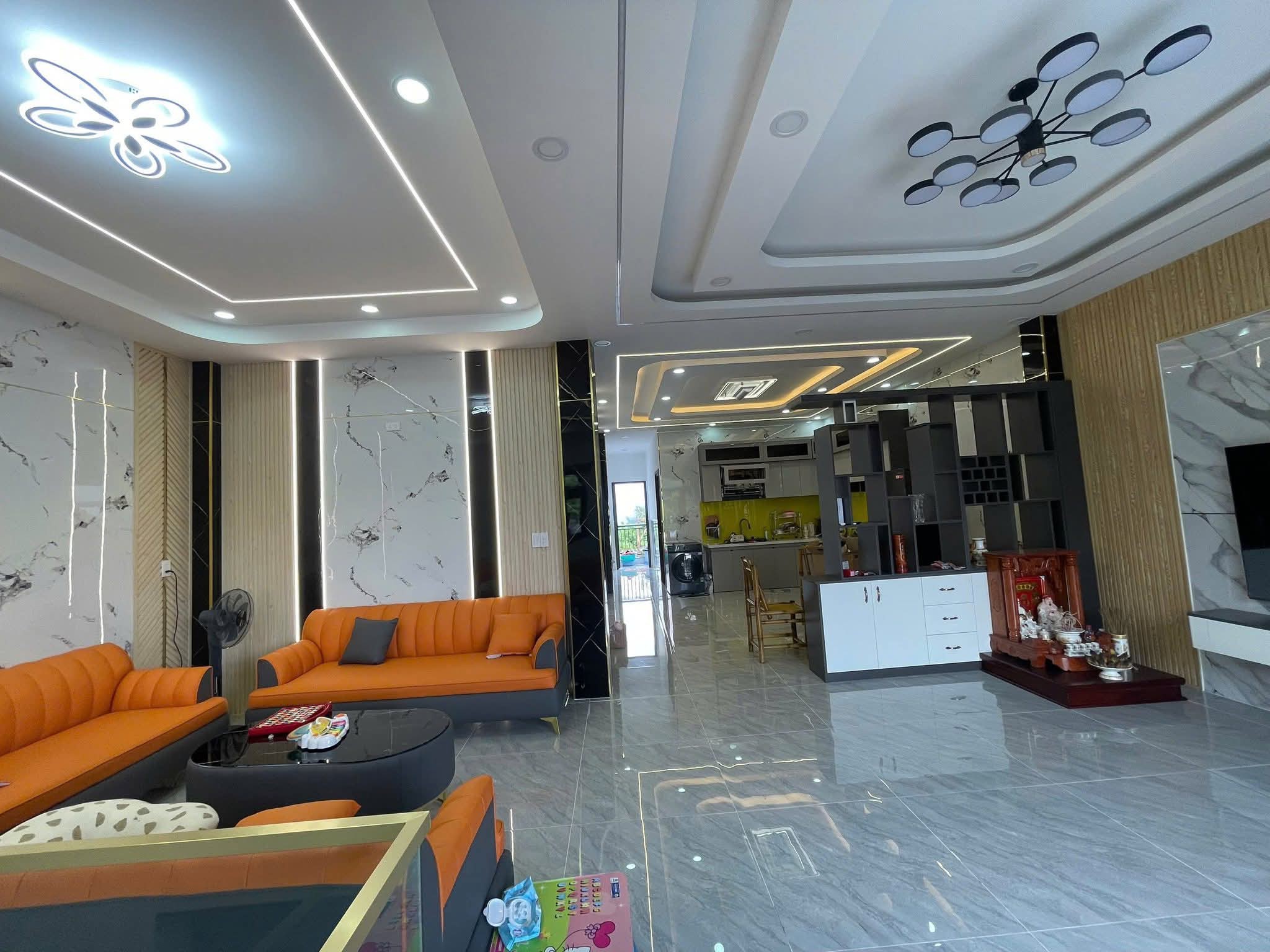 Nhà Mặt Tiền đường Thới Tam Thôn 9, Hóc Môn 7.8X22M Đúc 2 Tấm