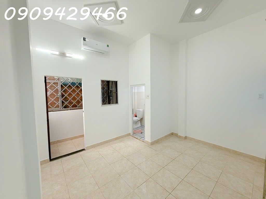 BÁN NHÀ PHƯỜNG TÂN HƯNG- QUẬN 7- CHỈ 4,7 TỶ- QUY HOẠCH SẠCH SẼ- TẶNG NỘI THẤT FULL- BAO SỔ HỒNG MỚI 2025- 3 PHÒNG NGỦ.