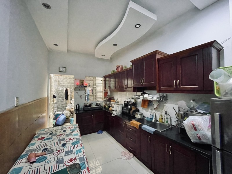 BÁN NHÀ MẶT TIỀN 80M2 4 TẦNG NGANG 4M 4 PN KD ĐỈNH NGUYỄN TRUNG TRỰC 9.99 TỶ.