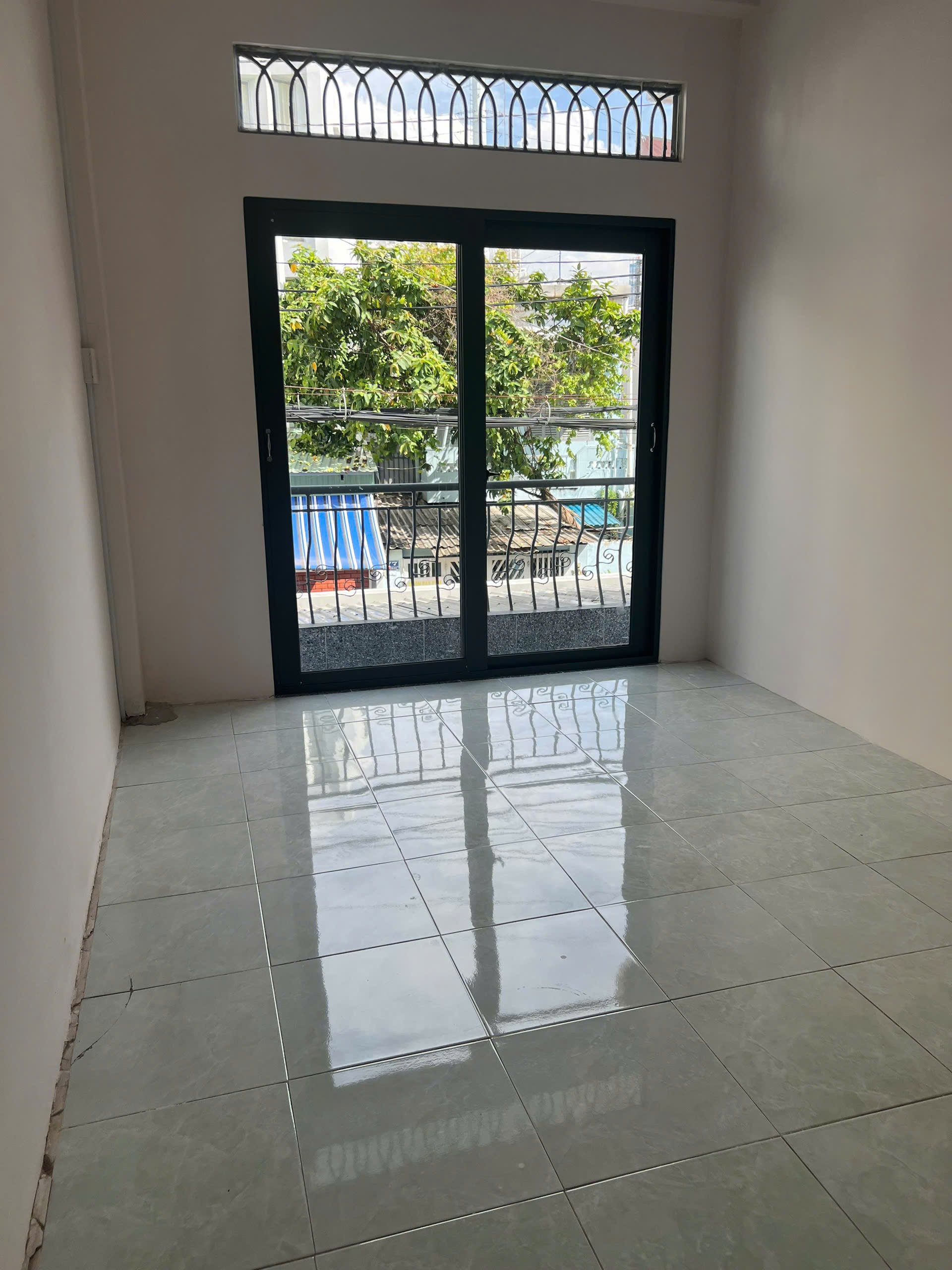 Cho thuê nhà mặt tiền P.1 Gò Vấp, 3x12m, 1 trệt, 1 lầu, 11tr