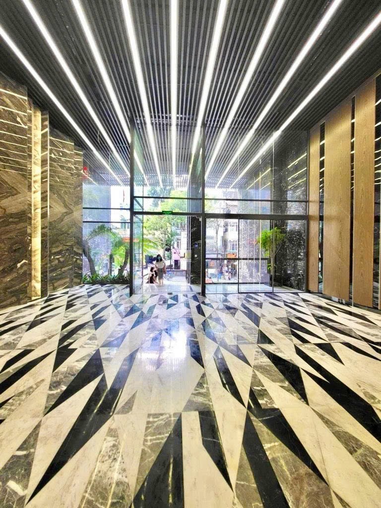 BÁN TOÀ NHÀ MẶT PHỐ ĐỘI CẤN, BA ĐÌNH – 450M x 10T CÓ HẦM – MT 10M – DÒNG TIỀN 800TR/TH – GIÁ 380 TỶ