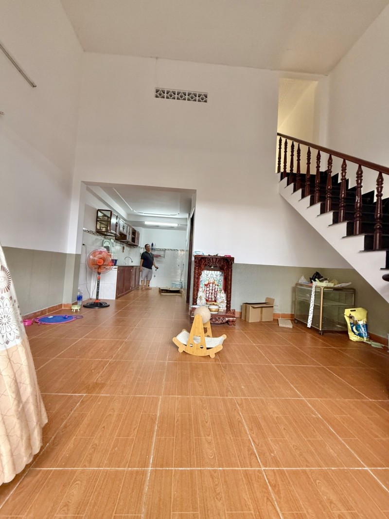 Bán nhà 61 Phùng Chí Kiên, Phường Tân Quý, Quận Tân Phú chỉ 5,5 tỷ