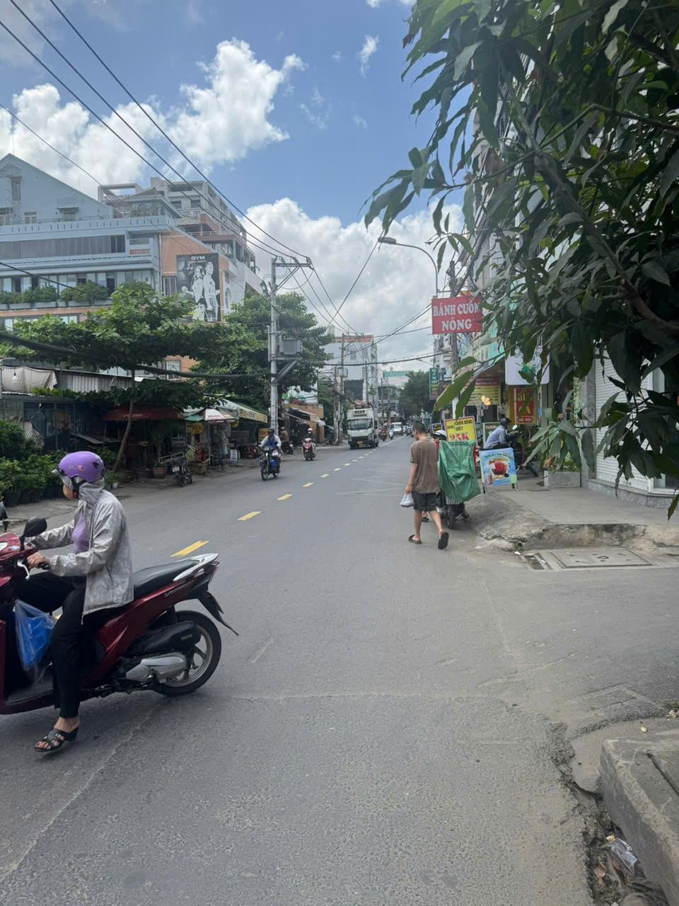 **Bán đất MT đường Ba Vân** phường 14 Tân Bình; (55*45) góc 3MT
