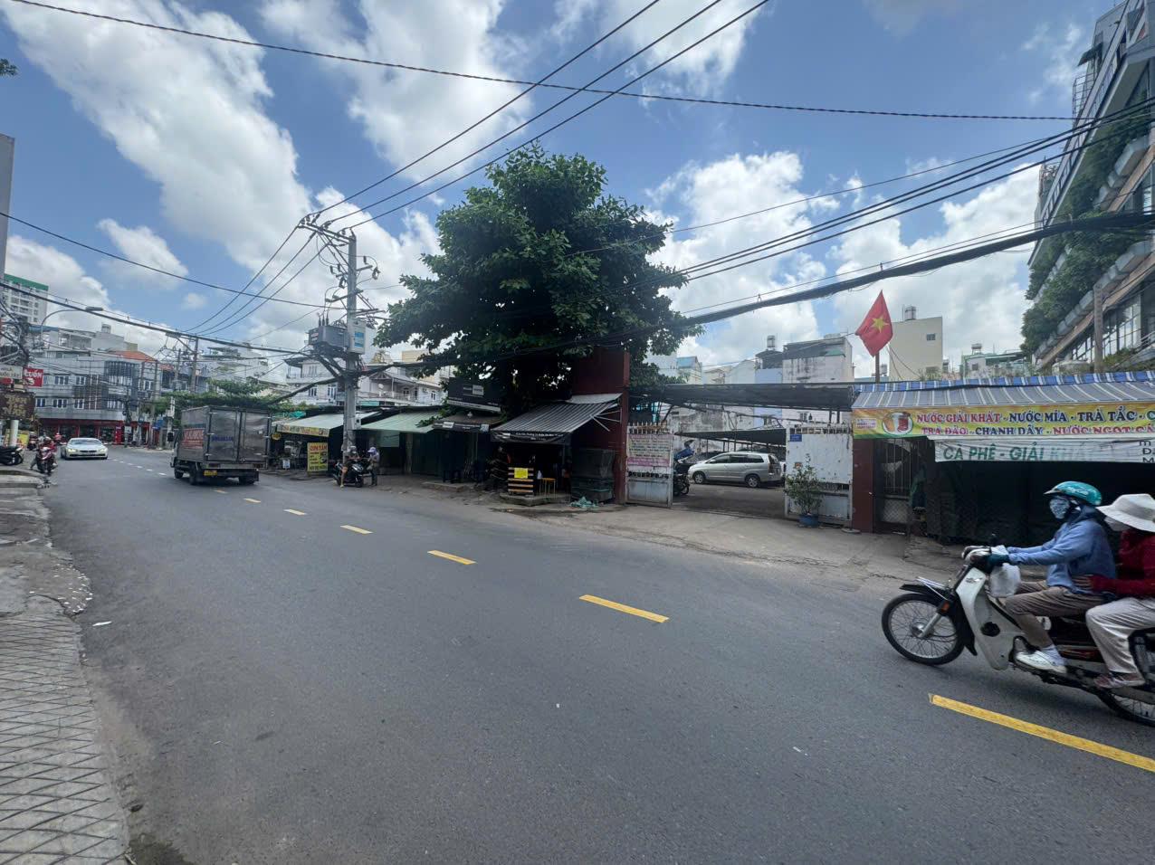 **Bán đất MT đường Ba Vân** phường 14 Tân Bình; (55*45) góc 3MT