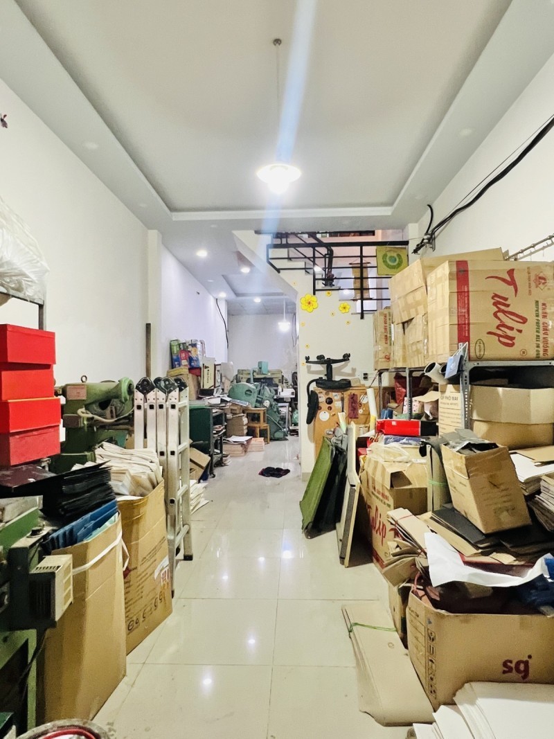 Bán nhà Đường Nguyễn Háo Vĩnh – Hẻm xe hơi – 106m2 (4 x 26.5)m – 3 Tầng