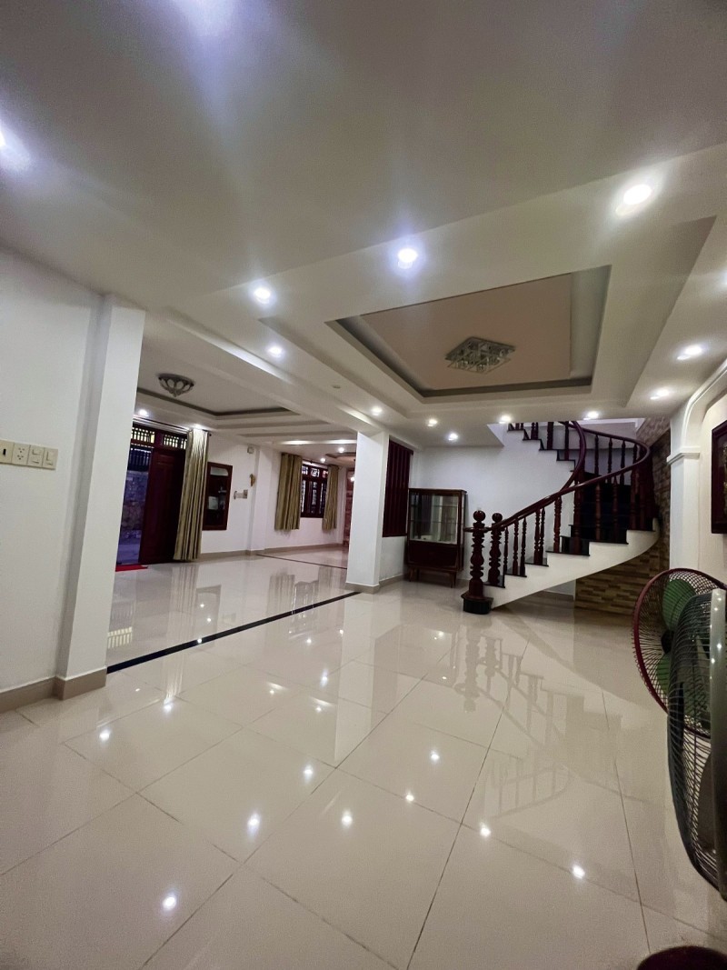 Bán nhà Đường Sơn Kỳ, Tân Phú – DT 158m2 – Ngang 13m – Dòng tiền 25 triệu