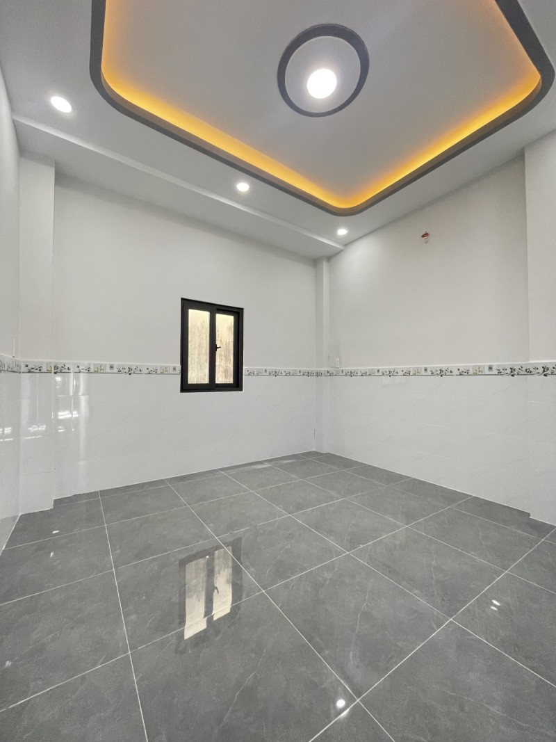 Bán nhà Đường Âu Cơ, Tân Phú – 63.3m2 – 4 PN – Hẻm 5m xe hơi vào nhà