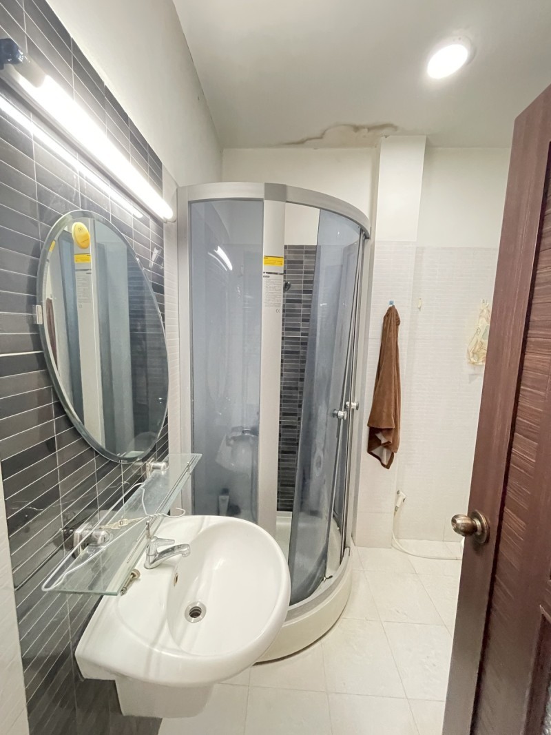 Bán nhà Đường Khuông Việt – DT sàn 275.9m2 – Hẻm 7m xe tải thông