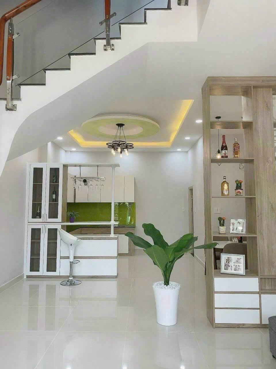 Bán nhà hxh 730 Lạc Long Quân, p9; quận Tân Bình (3,9×13) hơn 8 tỷ 3L