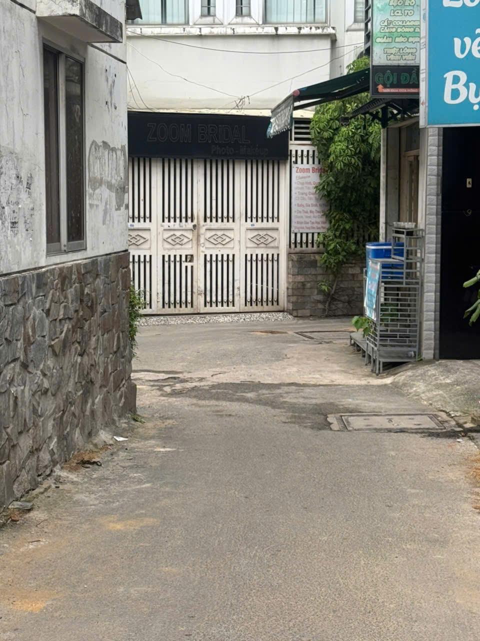 **Bán nhà hxh Bạch Đằng** phường 2 Tân Bình (5×20) 4 tầng kế sân bay
