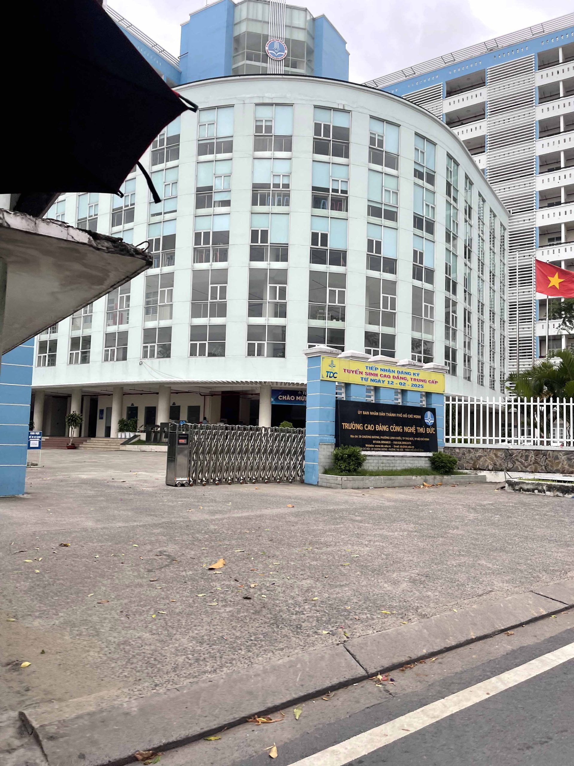 Cơ Hội Hiếm: Nhà Phân Lô 54m² Linh Chiểu – 3 Tầng, Hẻm 7 Chỗ, Gần ĐH & Vincom, chỉ 5.2 Tỷ