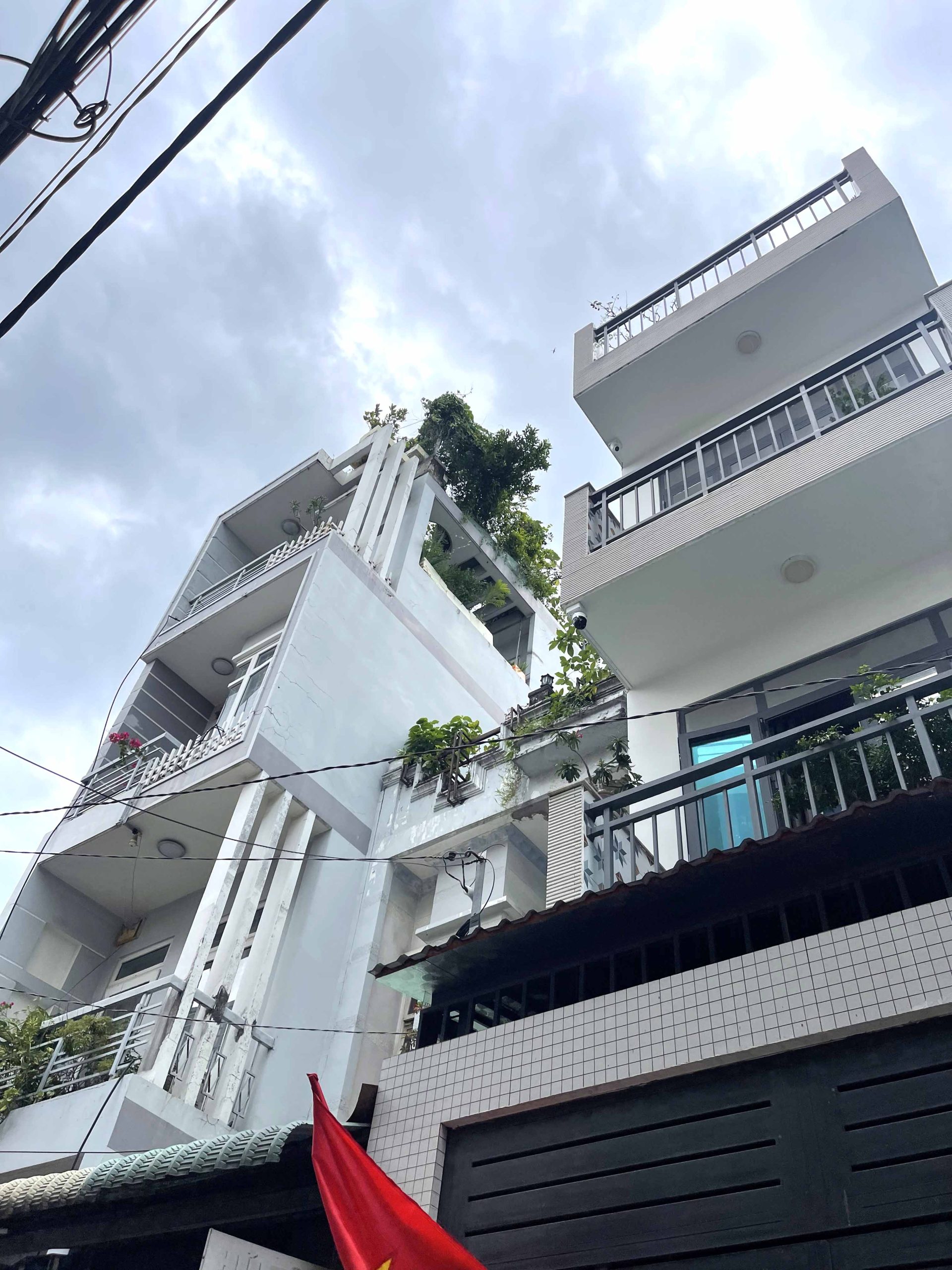 Cơ Hội Hiếm: Nhà Phân Lô 54m² Linh Chiểu – 3 Tầng, Hẻm 7 Chỗ, Gần ĐH & Vincom, chỉ 5.2 Tỷ