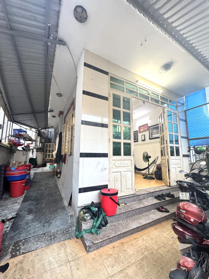 Bán nhà 3 tầng Trường Thọ Thủ Đức – 110m², 4PN, giá ngộp bank chỉ 5.4 tỷ (nhỉnh 40tr/m²)