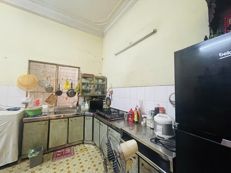 Bán nhà mặt tiền KD Nguyễn Minh Hoàng, P12, Tân Bình, 80m2, 3 tầng, ngang 5m, rất hiếm.