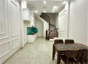 Bán nhà ngọc lâm long biên 32m2 5 tầng xây mới full nội thất giá nhỉnh 5 tỷ