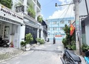 Mặt Tiền Đường Nguyễn Lộ Trạch, Quận Tân Phú – 74m2 (4 x 18)m – Cấp 4