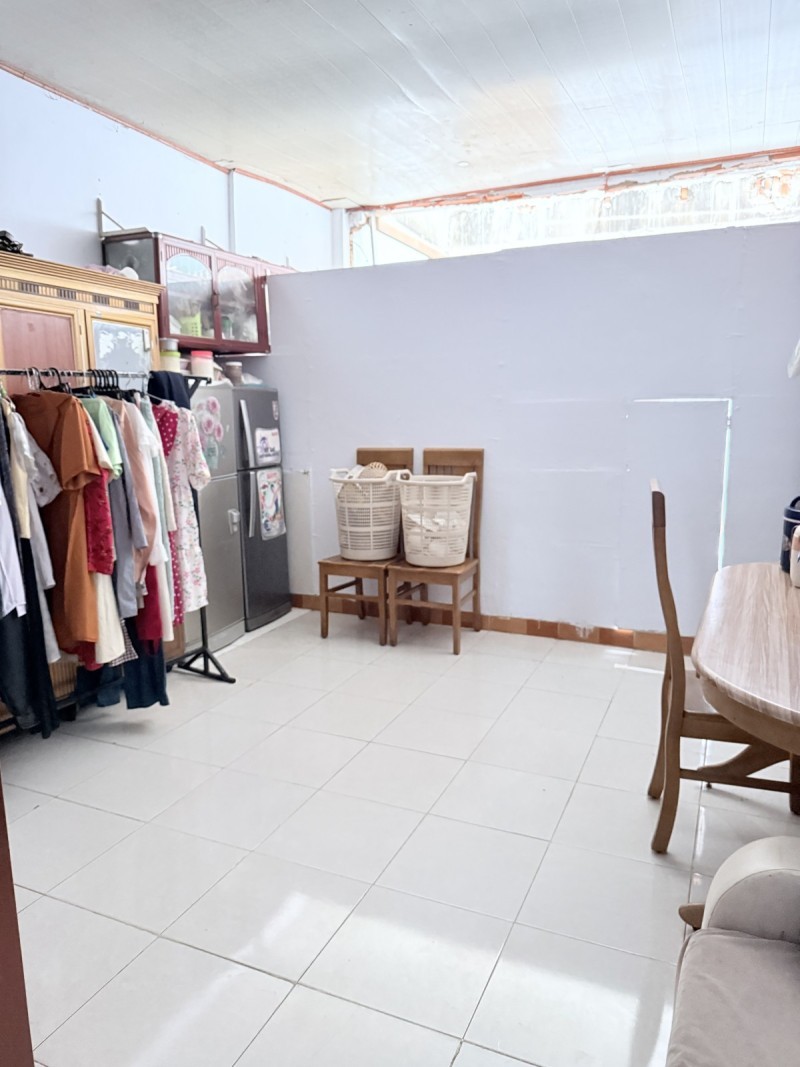 Mặt Tiền Đường Nguyễn Lộ Trạch, Quận Tân Phú – 74m2 (4 x 18)m – Cấp 4